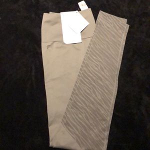 Fabletics two tone Grey seamless leggings NWT!